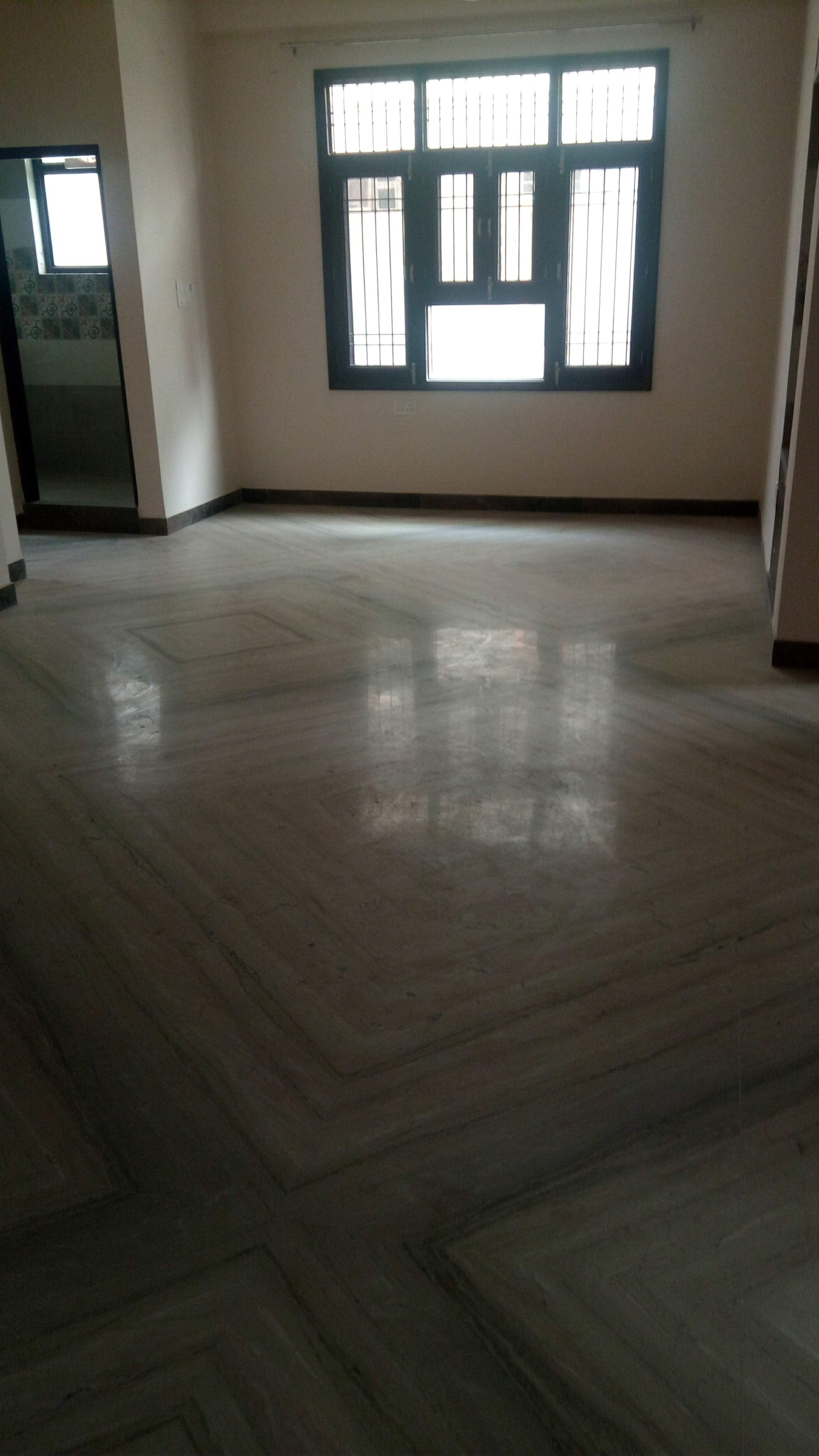 residential / commercial flat for rent at swej farm area 