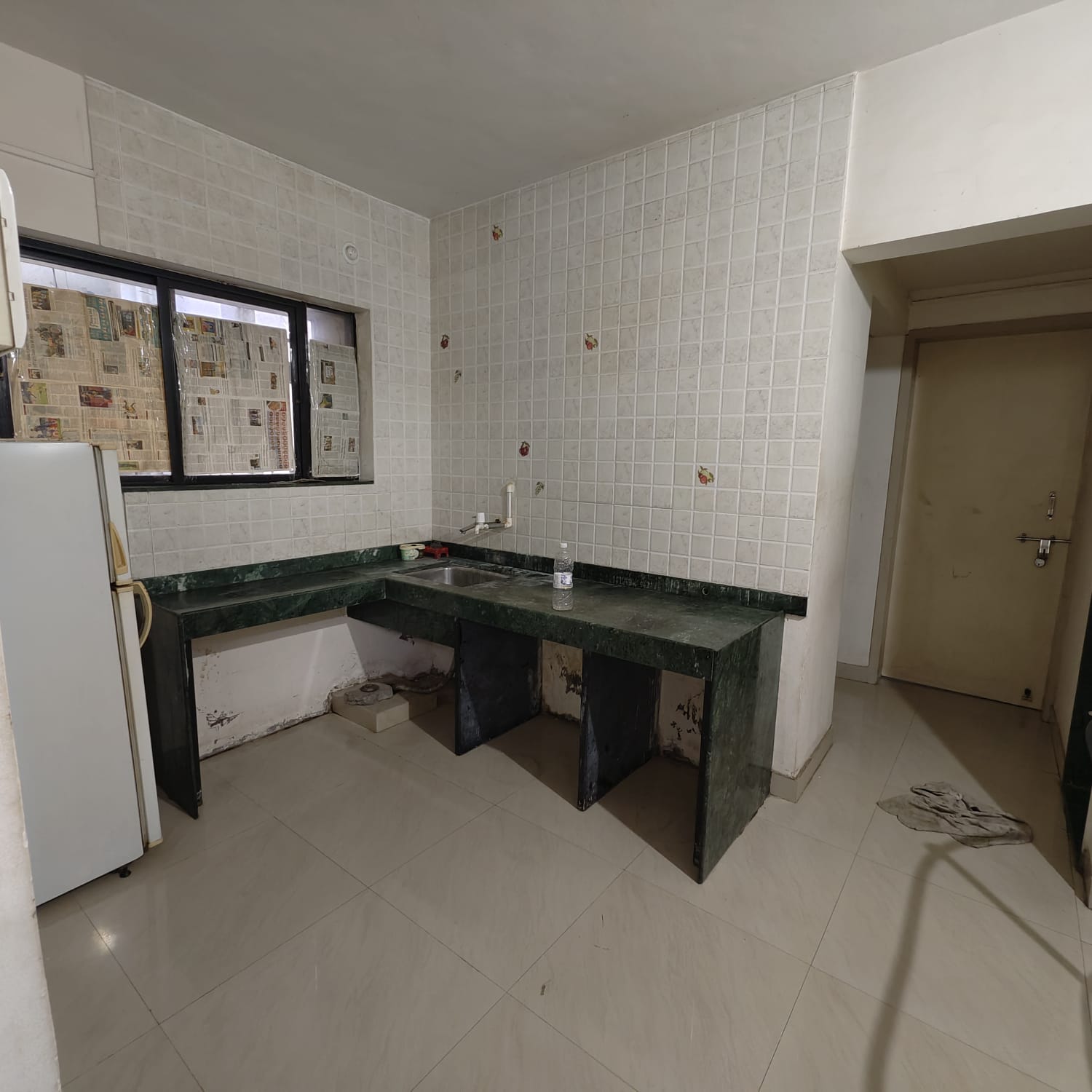 2 BHK Semi Furnished flat on Rent