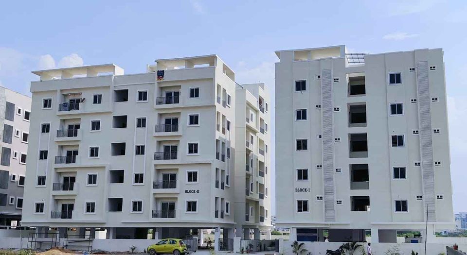 Ready to move 3Bhk Flats for sale In Ameenpur-BHEL-Chandanagar-Hyderabad #Mcor Vilaasam - 8500204047
