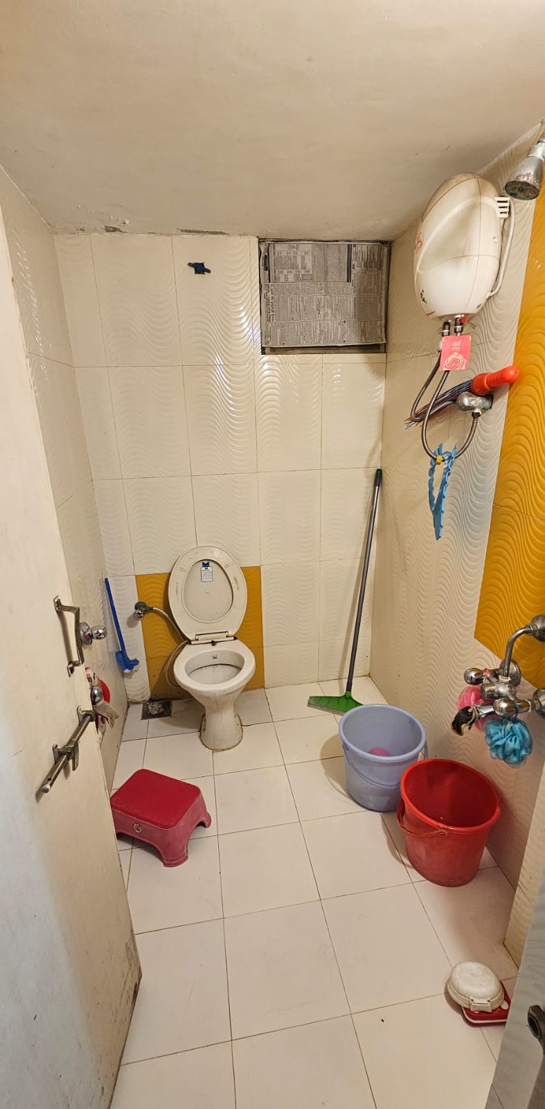 2 BHK Flat in Akota, Vadodara