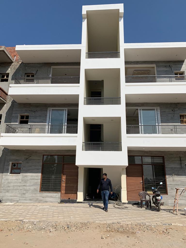 Ready To Move 3BHK Flat For Sale In Zirakpur