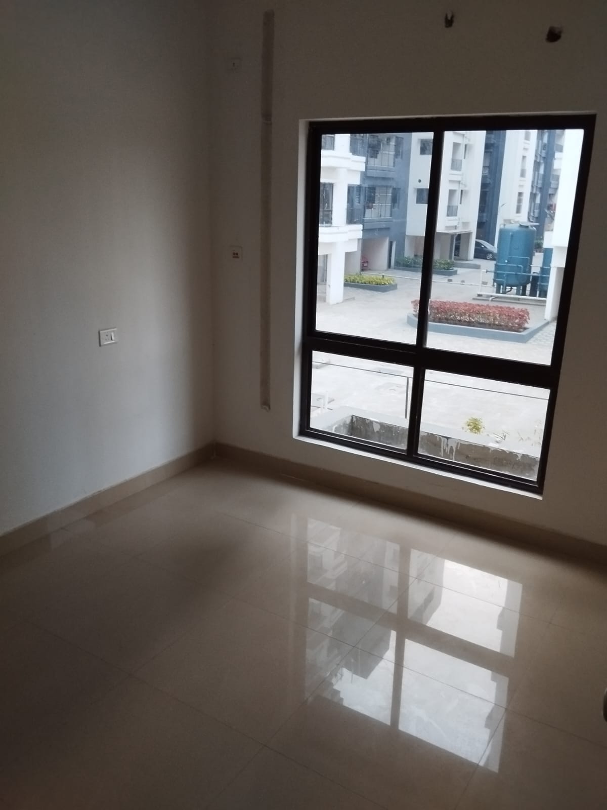 3BHK Flat for sale in Joka with Modern Amenities