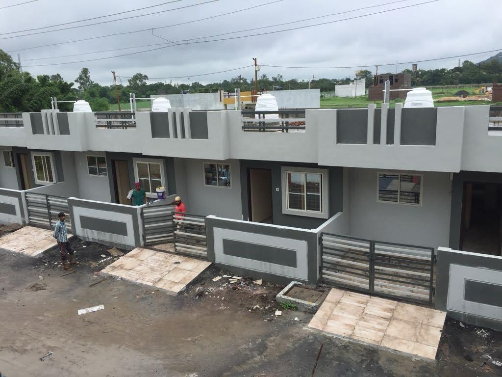 Plot in Ganga Niketan dewas