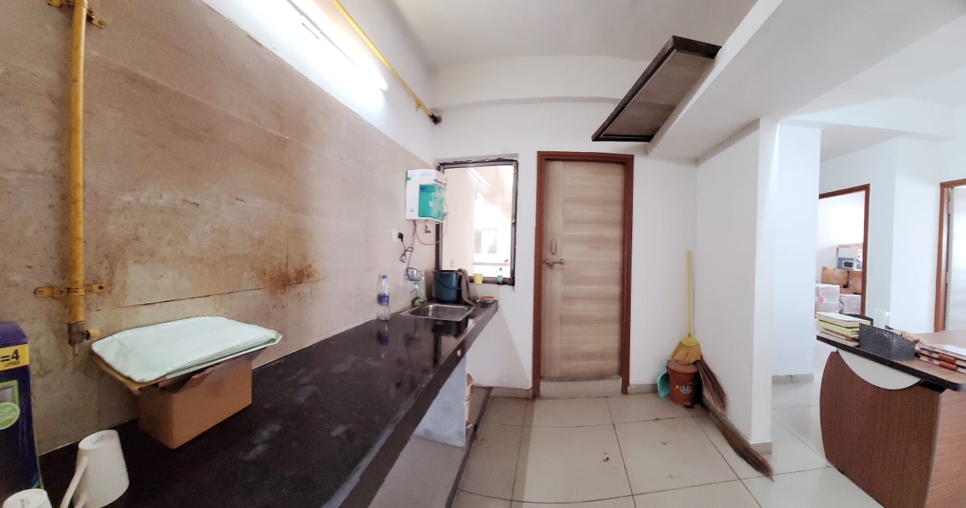 2 BHK FLAT FOR SALE IN PRIME LOCATION IN BHARUCH, GUJARAT