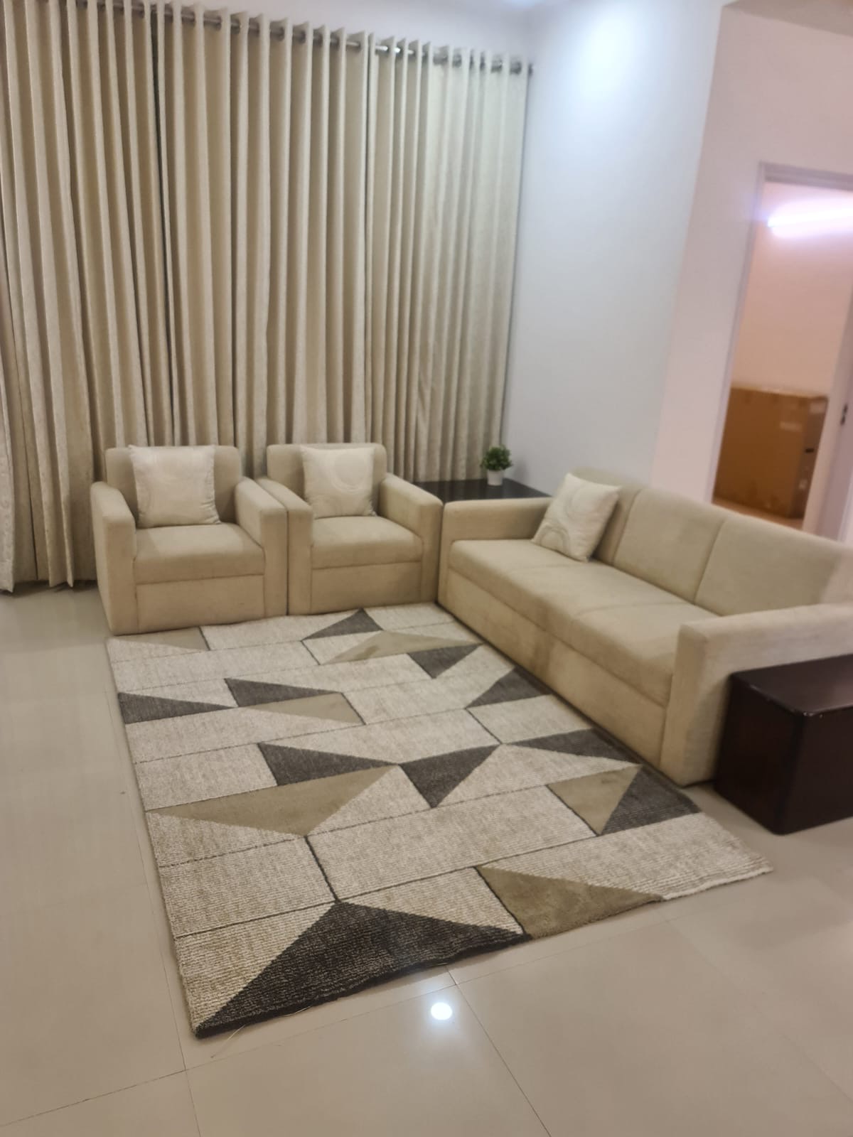 4bhk with servant quarter 