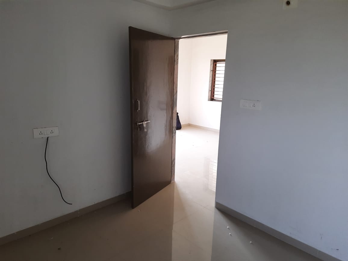 1BHK Flat for Sale in Prime Location – Ready to Move