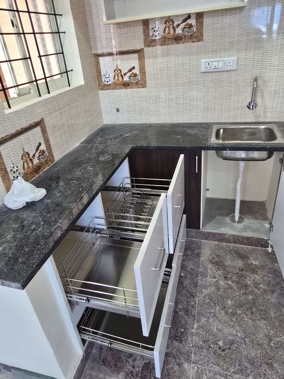 Newly constructed 2 and 3 BHK 