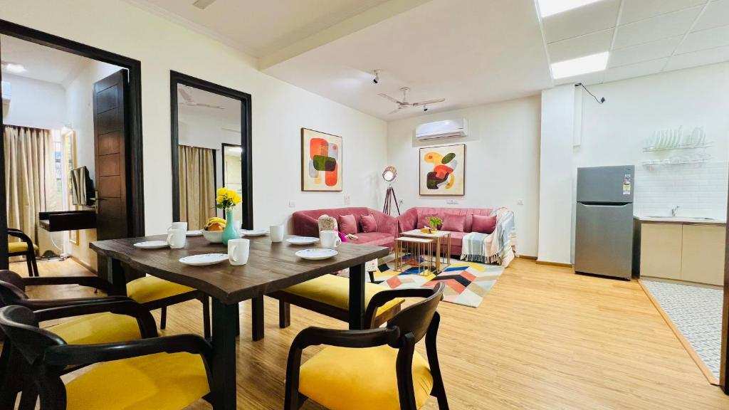   Looking for a magnificent 4 BHK villa in Noida Extension?